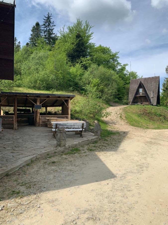 Schronisko Gorskie Pttk Na Jaworzynie Krynickiej Krynica Zdroj Exterior photo